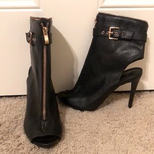 Liliana black cut-out, peep toe stiletto booties with zipper detail- New Sz 10